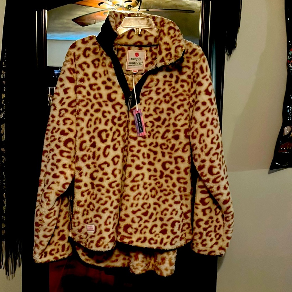 Simply southern leopard print soft pull over XL zip front never worn NWT